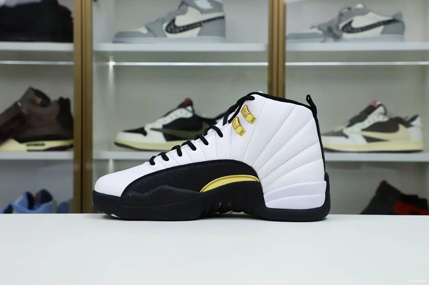 JORDAN AIR 'ROYALTY' RETRO Kimikick 12 0531